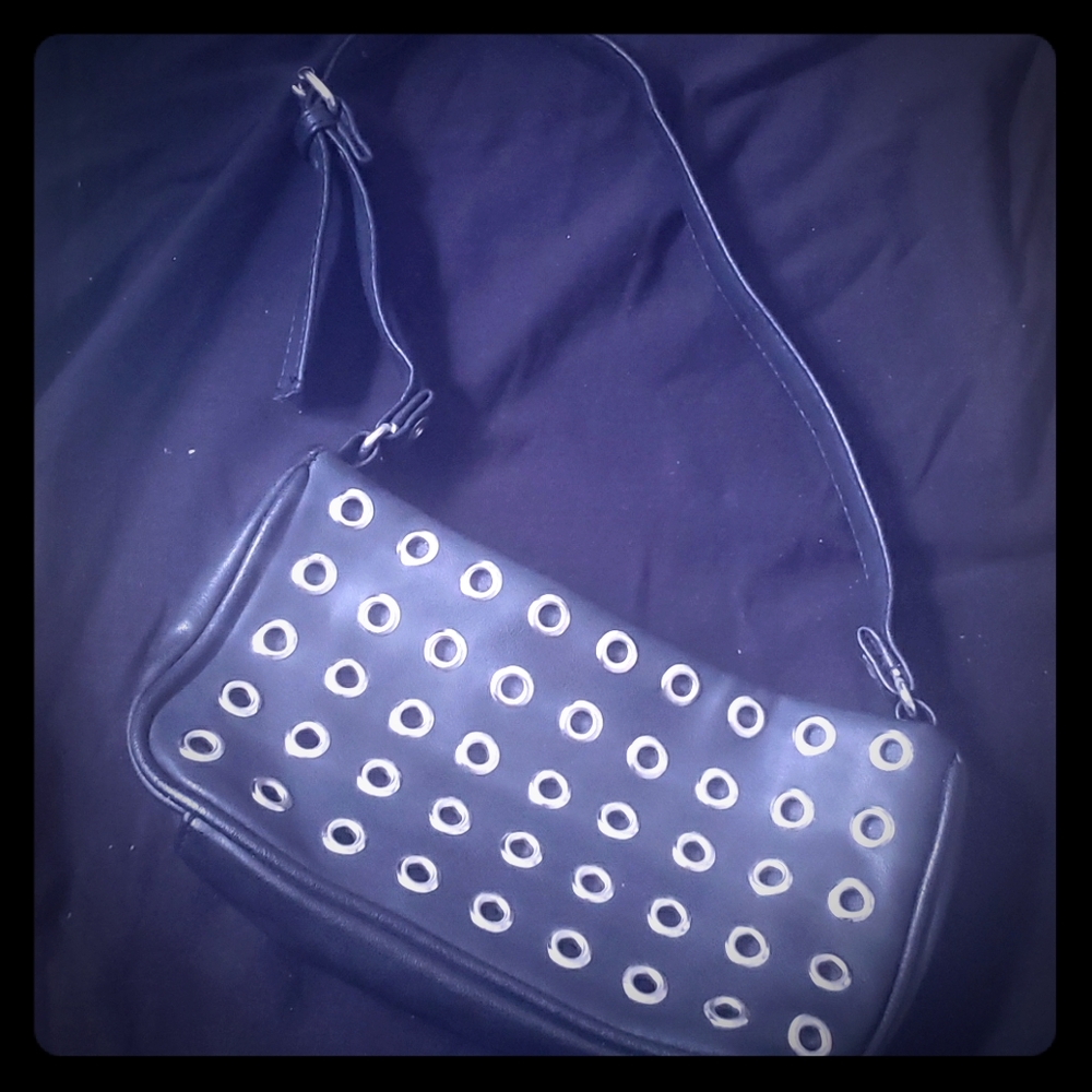 Black Pocketbook